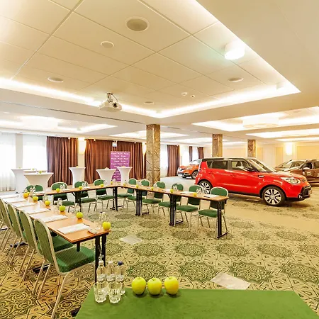 ホテル Szafran チェラチ