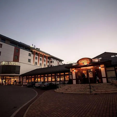 ホテル Szafran 4*