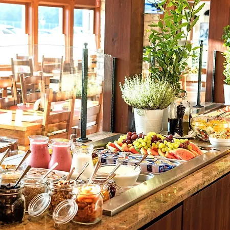 Hotel Szafran 4*
