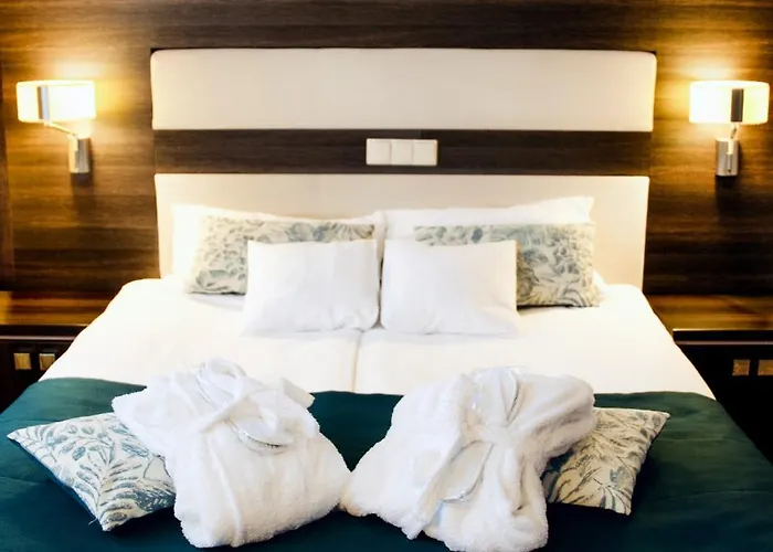 Szafran 4* تشيلاش